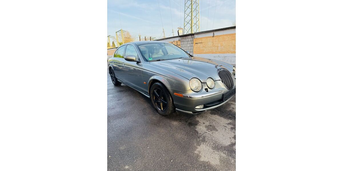 Jaguar S-Type 200.000 km 2.700 &euro; Mönchengladbach 41199