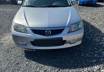 Mazda 323 35.000 km 1.400 &euro; Fürth 90763