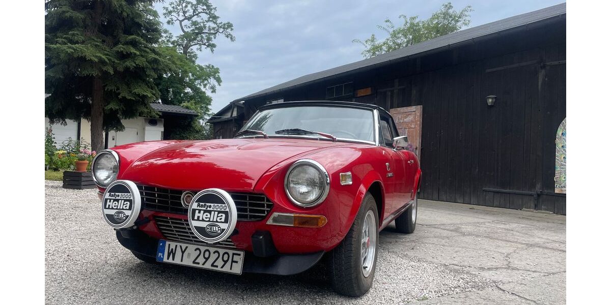 Fiat 124 Spider 181.000 km 19.800 &euro; warszawa 