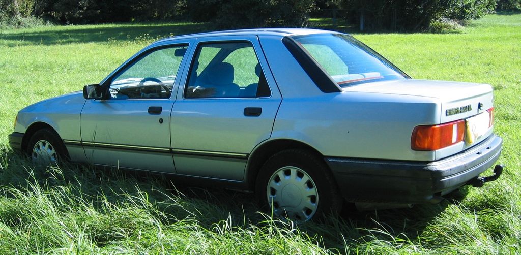 Ford Sierra 137.500 km 3.599 &euro; Aschaffenburg 63741
