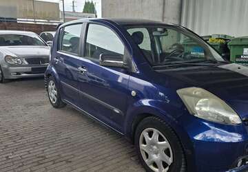 Daihatsu Sirion 113.777 km 2.450 &euro; München 81825