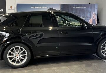 Porsche Cayenne 7.500 km 125.000 &euro; Homburg 66424