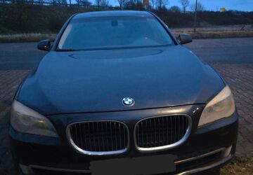 BMW 750 215.000 km 6.500 &euro; Zeithain 01619