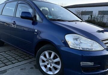 Toyota Avensis Verso 280.000 km 4.000 &euro; Graben Neudorf 76676