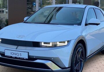 Hyundai IONIQ 5 5.876 km 54.999 &euro; Leipzig 04178