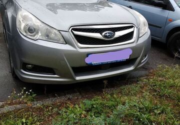 Subaru Legacy 210.000 km 6.100 &euro; Coswig 01640
