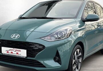 Hyundai i10 20.680 km 16.450 &euro; Ilmenau 98693