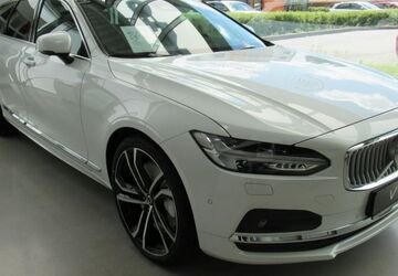 Volvo V90 9.982 km 57.000 &euro; Rostock 18057