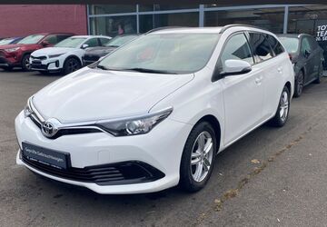Toyota Auris 120.356 km 12.180 &euro; Schiffweiler 66578
