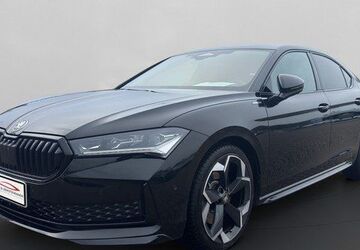 Skoda Superb 18.000 km 52.890 &euro; Gaggenau 76571