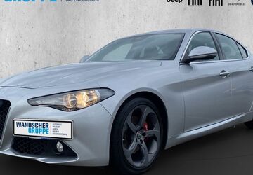 Alfa Romeo Giulia 53.500 km 21.450 &euro; Wilhelmshaven 26389