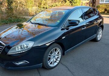 Lancia Delta 123.000 km 4.450 &euro; Waltrop 45731