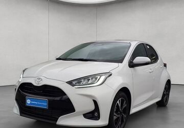 Toyota Yaris 8.926 km 22.990 &euro; Karlsruhe 76227