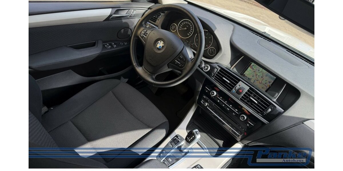BMW X3 xDrive 30 d Advantage 8G*Pano*NAV*AHK*SHZ* 168.390 km 17.480 &euro; Berlin 13187
