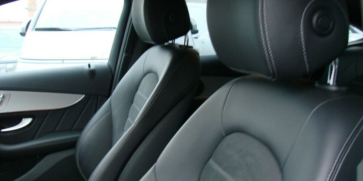 Mercedes-Benz GLC 300 d Coupe AMG 4MATIC Distronic+ Night Paket 120.550 km 39.980 &euro; Falkensee 14612