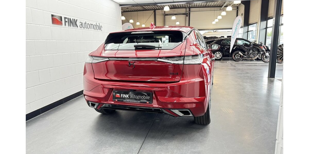 DS Automobiles DS4 130 EAT 8 Performance Line Alcantara 18.162 km 20.320 &euro; Lich 35423
