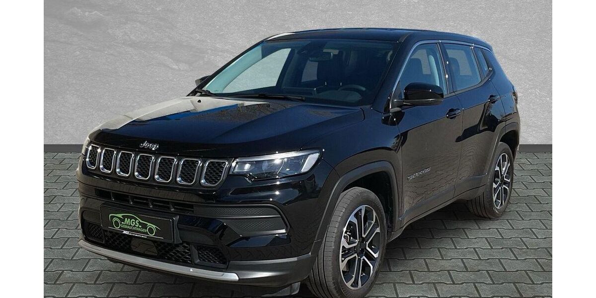 Jeep Compass 17.900 km 25.990 &euro; Wunsiedel 95632