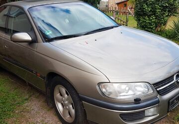 Opel Omega 158.000 km 750 &euro; Bad Arolsen 34454