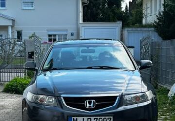 Honda Accord 206.000 km 5.300 &euro; München 81739