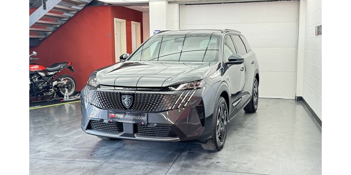 Peugeot 5008 145 Mild Hybrid Allure7 Sitzer LED CAM 30.800 km 27.520 &euro; Lich 35423