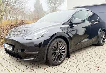 Tesla Model Y 25.300 km 14.250 &euro; Schwarzenberg/Erzgebirge 08340