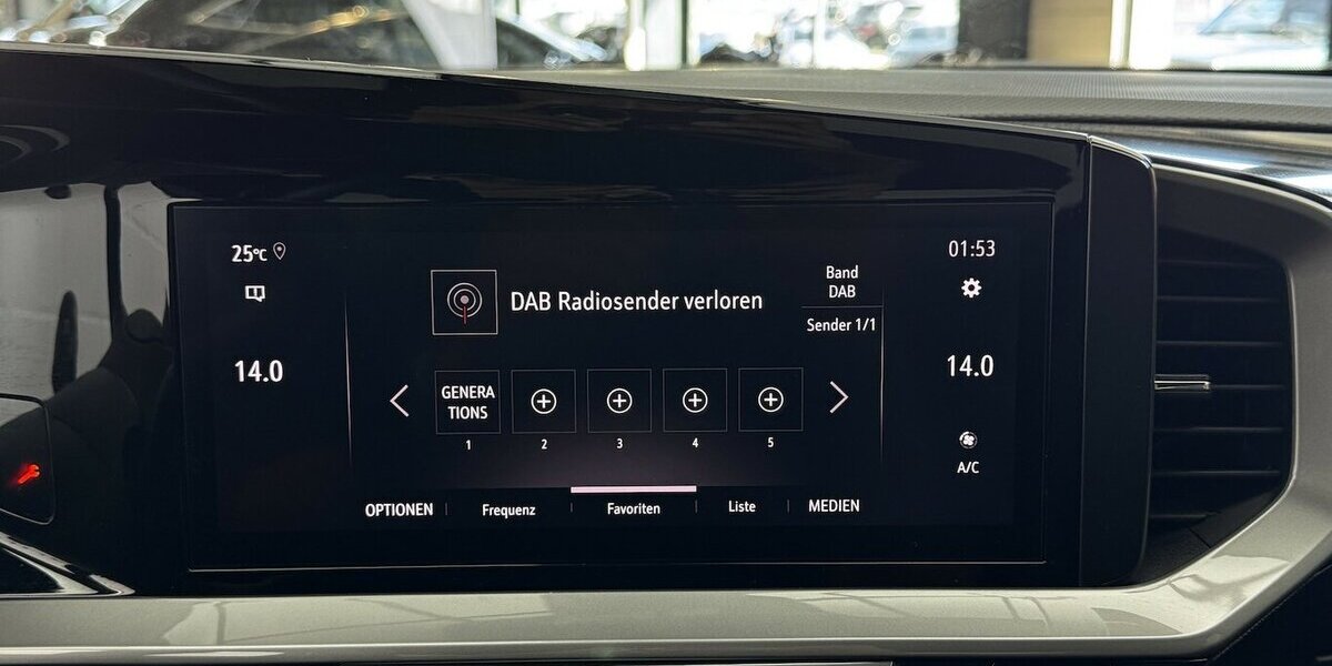 Opel Mokka e 50 kWh Ultimate FULL LED Carplay 16.700 km 20.420 &euro; Lich 35423
