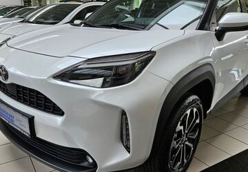 Toyota Yaris Cross 6.200 km 25.890 &euro; Paderborn 33104