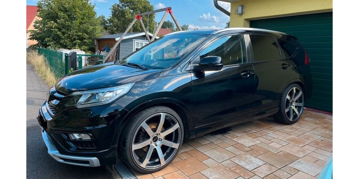 Honda CR-V 151.000 km 17.000 &euro; Pausa 07952