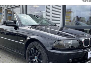 BMW 323 211.000 km 4.990 &euro; Gütersloh 33330