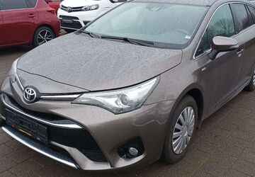 Toyota Avensis 93.500 km 17.490 &euro; Dettingen 88451