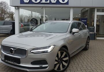 Volvo V90 22.700 km 41.900 &euro; Warendorf 48231