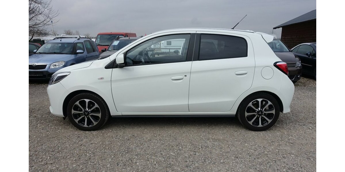 Mitsubishi Space Star Select+ Kamera Alu WR Sitzh. DAB 1. Han 21.600 km 12.950 &euro; Neumarkt/OPf 92318