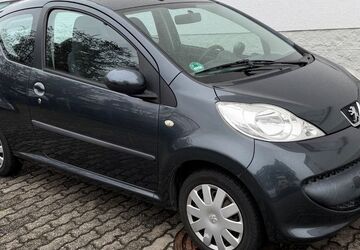Peugeot 107 72.000 km 2.900 &euro; Alsbach 64665