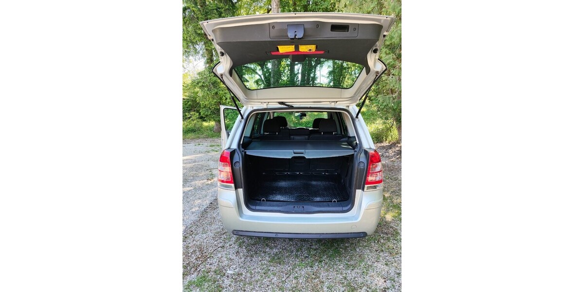 Opel Zafira 173.500 km 6.750 &euro; Dachau 85221