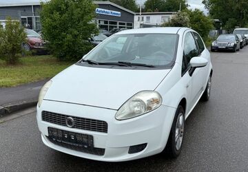 Fiat Grande Punto 152.000 km 2.199 &euro; lahr 77933