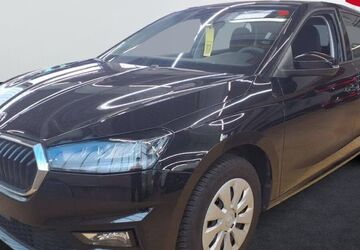 Skoda Fabia 22.900 km 16.340 &euro; Wackersdorf 92442