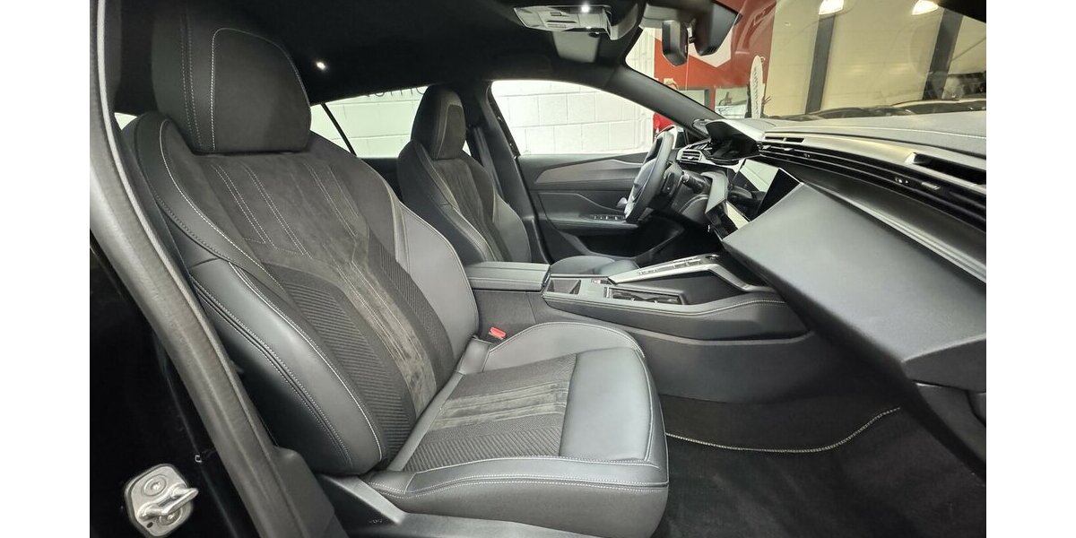 Peugeot 408 GT 145 Hybrid DSC6 Massage 360° Cam 21.700 km 26.990 &euro; Lich 35423