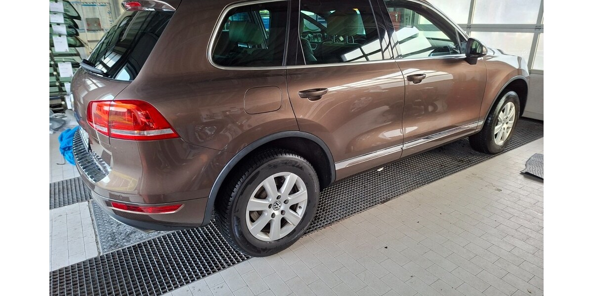VW Touareg 232.000 km 12.500 &euro; Dresden 01067