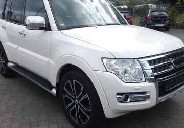 Mitsubishi Pajero 142.487 km 25.750 &euro; Wetzlar 35586