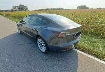 Tesla Model 3 10.800 km 29.999 &euro; Hengersberg 94491