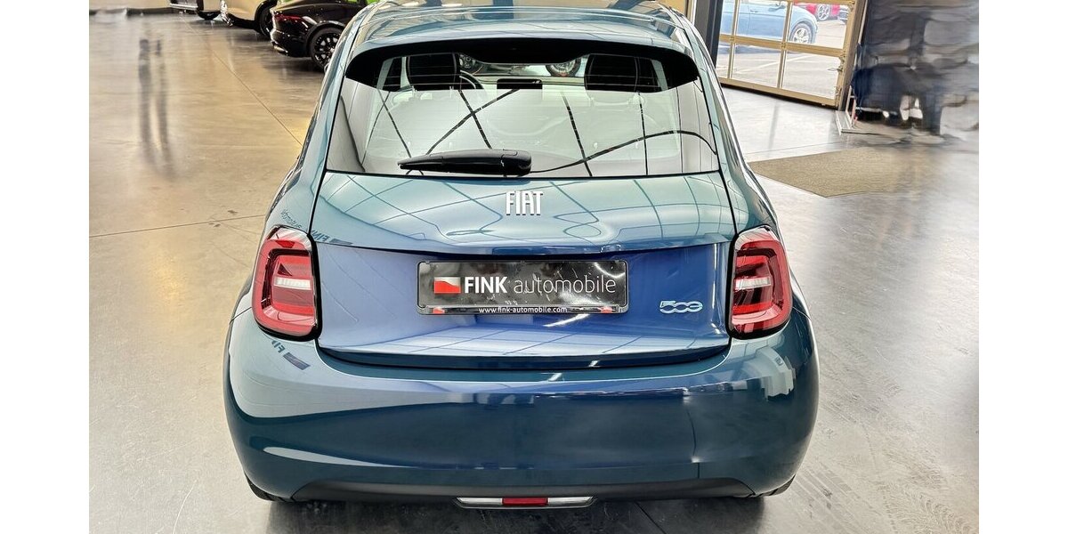 Fiat 500e Action CarPlay Android Automatik 1.Hand 18.400 km 13.440 &euro; Lich 35423