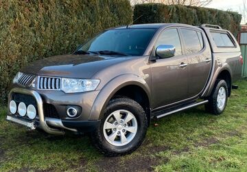 Mitsubishi L200 163.300 km 14.999 &euro; Gronau-Epe 48599