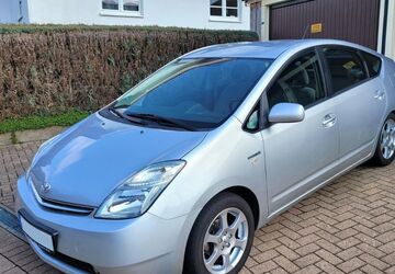 Toyota Prius 230.000 km 5.900 &euro; Engelsbrand 75331