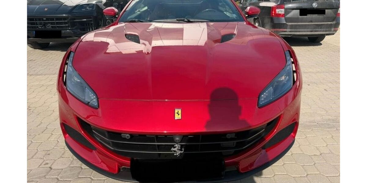 Ferrari Portofino 14.200 km 220.000 &euro; Feldkirchen bei München 85622