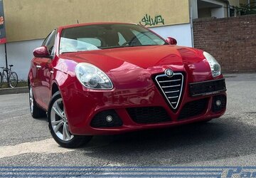 Alfa Romeo Giulietta 1.4 TB 16V Turismo*PDC*2Hand*LED*Tempo 125.000 km 6.480 &euro; Berlin 13187