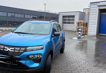 Dacia Spring 47.200 km 8.400 &euro; Elbtal 65627