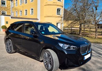 BMW X1 5.000 km 53.500 &euro; Aholfing 94345