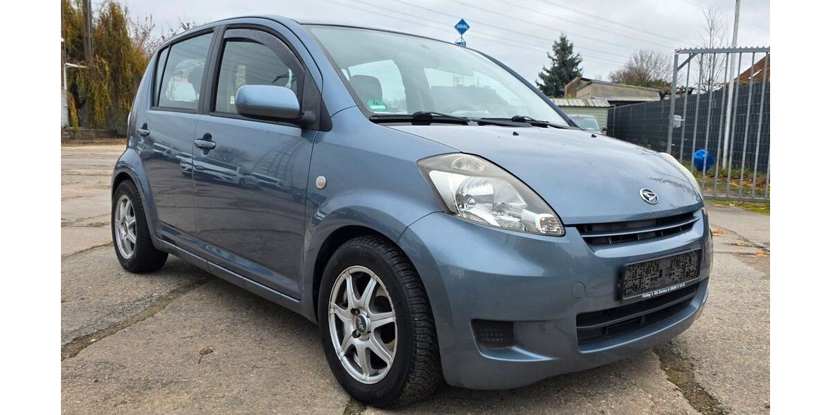 Daihatsu Sirion 128.307 km 3.950 &euro; Fredersdorf - Vogelsdorf 15370