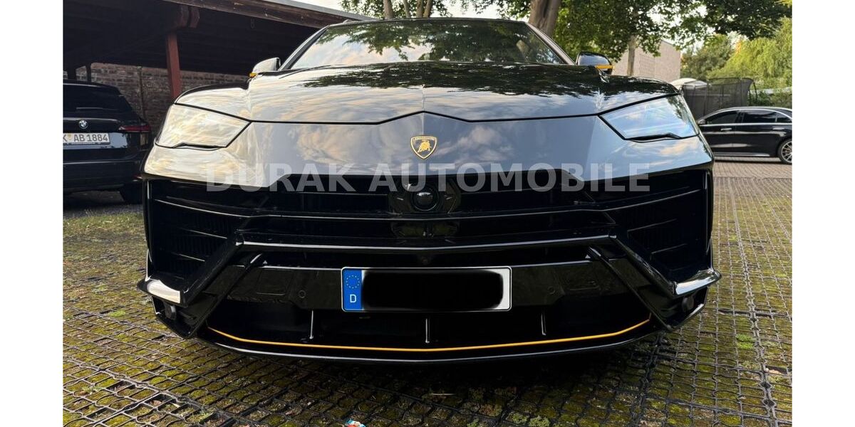 Lamborghini Urus 13.650 km 279.000 &euro; Siegburg 53721