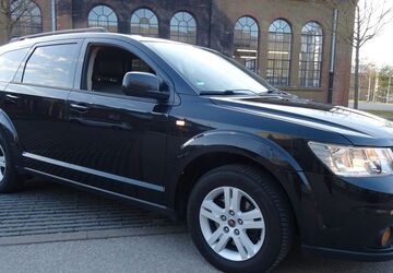 Fiat Freemont 176.000 km 8.900 &euro; München 81249